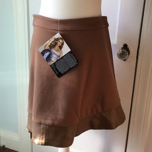 New Iman skirt with genuine leather trim sz12